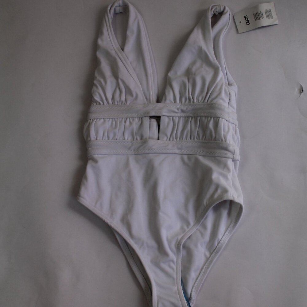 Women's Asos One Piece White Swimsuit NEW – Size 4, Sleek & Minimalist Swimwear